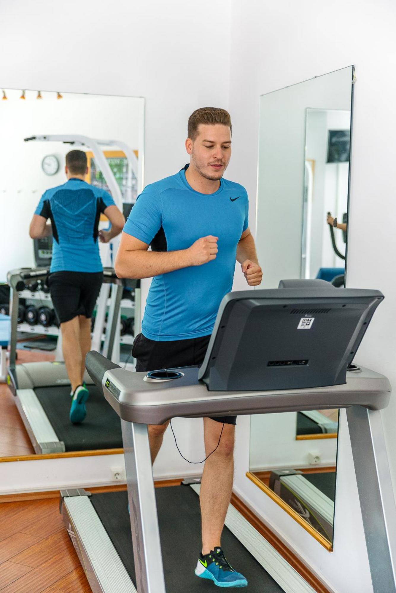Liget Wellness Es Konferencia Hotel Szarvas Zewnętrze zdjęcie