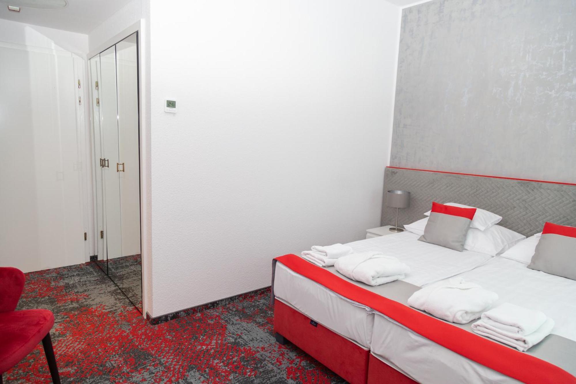 Liget Wellness Es Konferencia Hotel Szarvas Zewnętrze zdjęcie