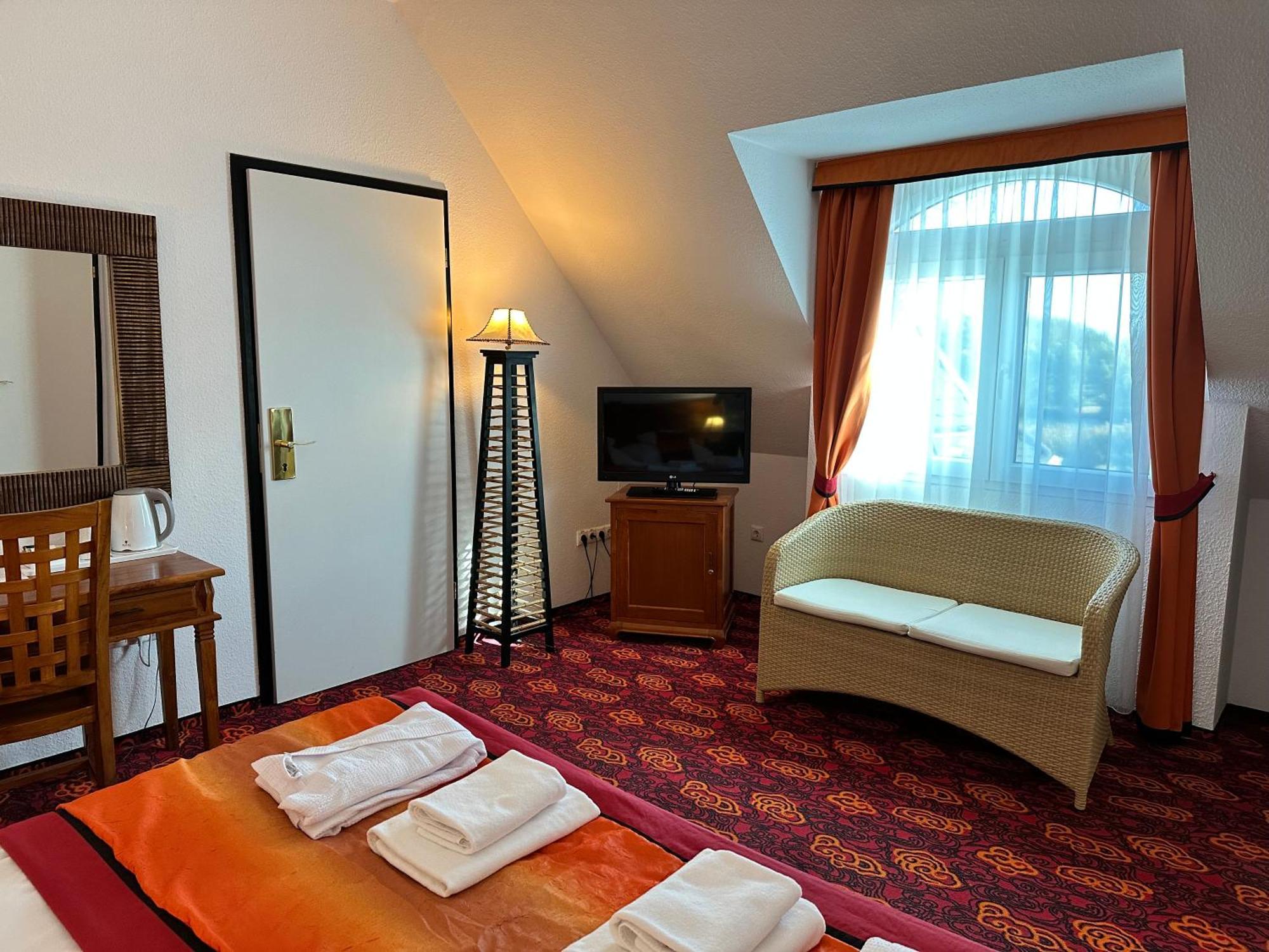 Liget Wellness Es Konferencia Hotel Szarvas Zewnętrze zdjęcie
